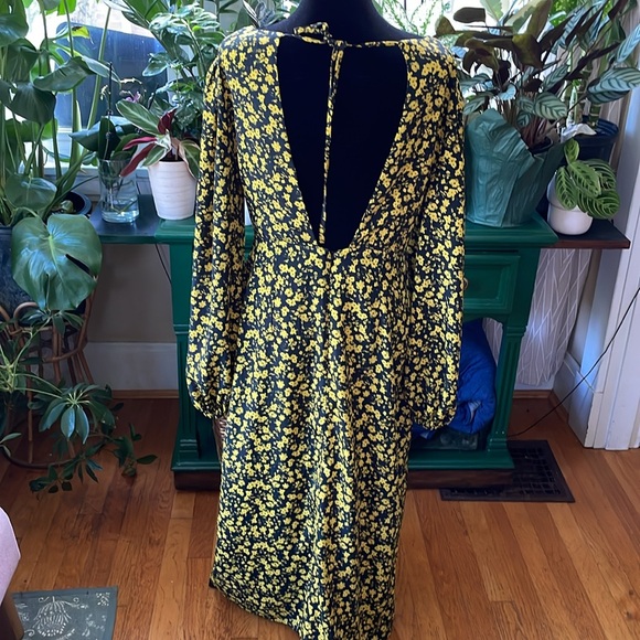 Topshop floral godet twist midi dress - Picture 6 of 8